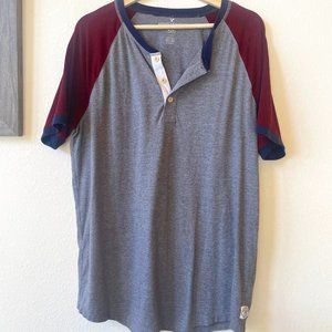 Men's American Eagle FLEX Classic Fit Button V-Neck Size Large